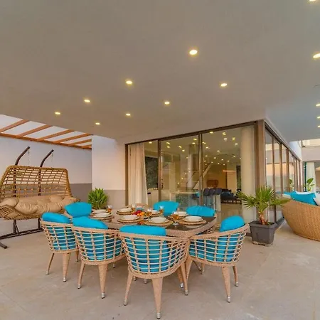 10 Person In Kalkan Sona * Kas