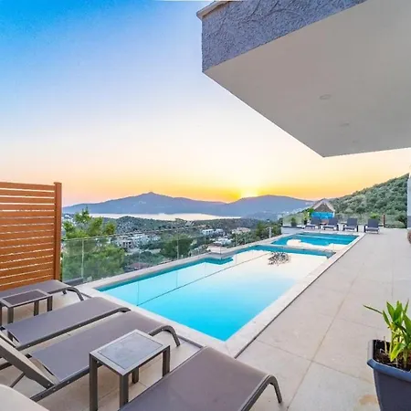 10 Person In Kalkan Sona *