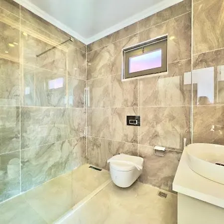 10 Person In Kalkan Sona * Kas
